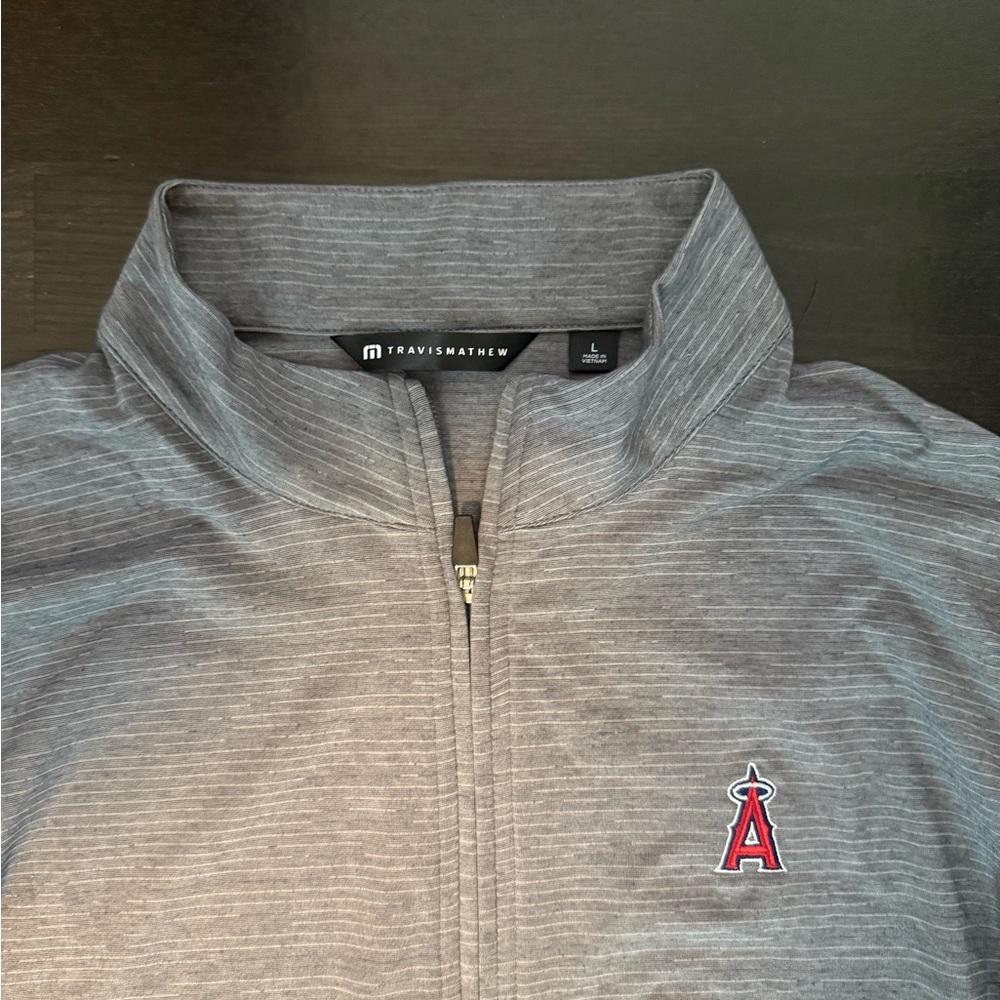 Travis Mathew Quarterzip Shirt Jacket Men's Large Gray Los Angeles Angels - Picture 2 of 2